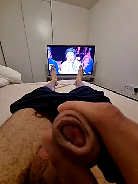 tomduVar83 online show from 04/17/26, 06:22