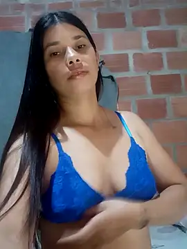 Snapshot of Sexy-Violet-20 chatting on 04/20/26, 03:20 Sexy-Violet-20 online show from 04/20/26, 03:20