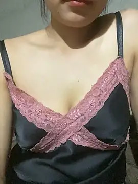 lira68 online show from 04/17/26, 05:10