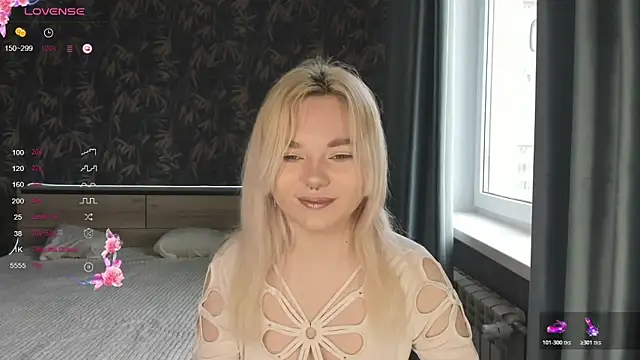 Snapshot of Anna_Delon chatting on 04/14/26, 07:03 Anna Delon online show from 04/14/26, 07:03