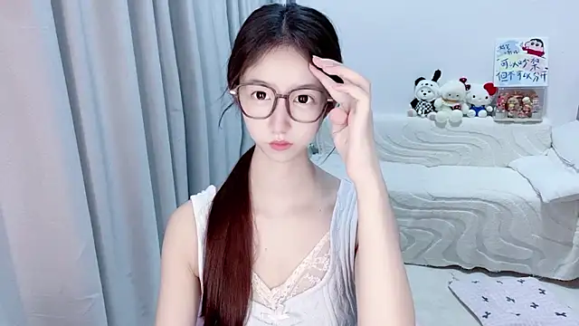 Snapshot of lucky-tt chatting on 05/23/26, 11:14 lucky-tt online show from 05/23/26, 11:14