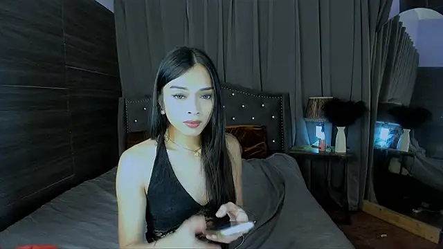CharlotteFlare online show from 07/09/26, 12:20