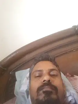Snapshot of sk022 chatting on 05/16/26, 03:25 sk022 online show from 05/16/26, 03:25