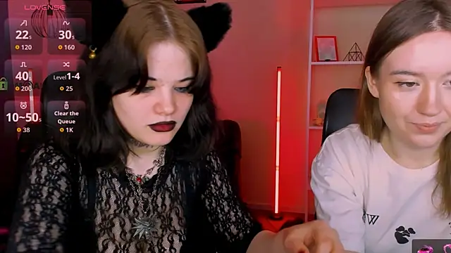 nikki kiss  online show from 05/26/26, 07:59