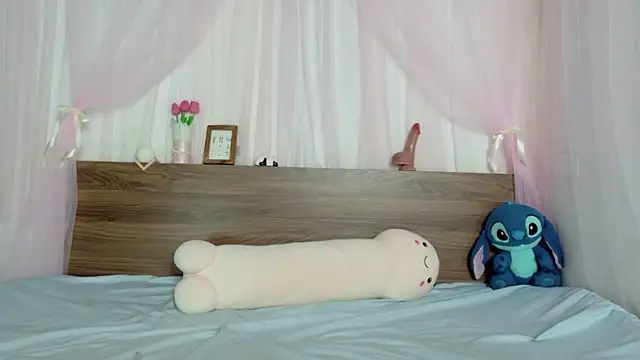 shy pink doll online show from 07/13/26, 03:26