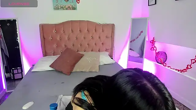 Antonella Bratzz4 online show from 04/29/26, 08:37