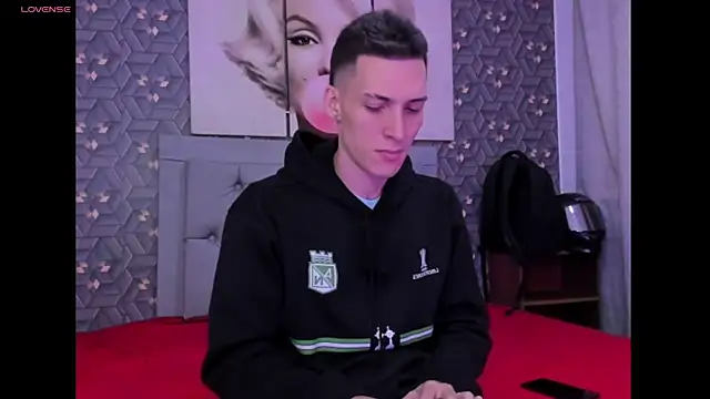 Danny Farret online show from 04/14/26, 01:28