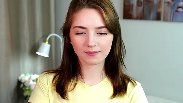 RenateVashaw online show from 04/18/26, 07:45