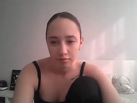 DarkMirel online show from 04/27/26, 02:04
