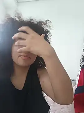Snapshot of Chloe_and_Violeta chatting on 07/04/26, 04:46 Chloe and Violeta online show from 07/04/26, 04:46