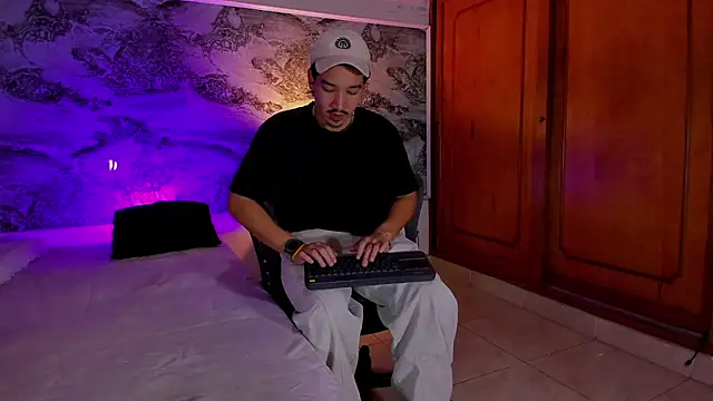 Iam OttoAndrew online show from 05/27/26, 04:53