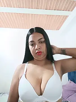 Silvana2927 online show from 06/03/26, 01:57