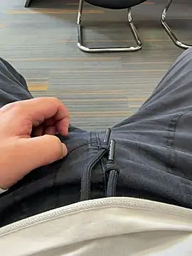 Justin-JYZ online show from 04/14/26, 05:02