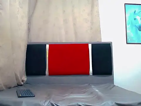 Alejandra montenegro online show from 04/28/26, 04:06