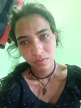 Priya7579 online show from 04/20/26, 02:47