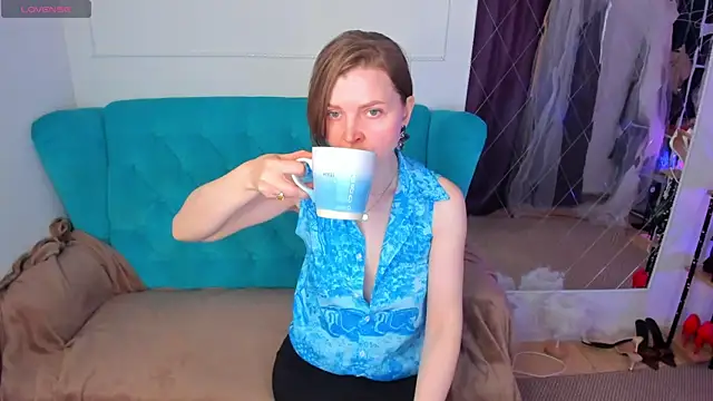 Liza  Evans online show from 05/28/26, 01:58