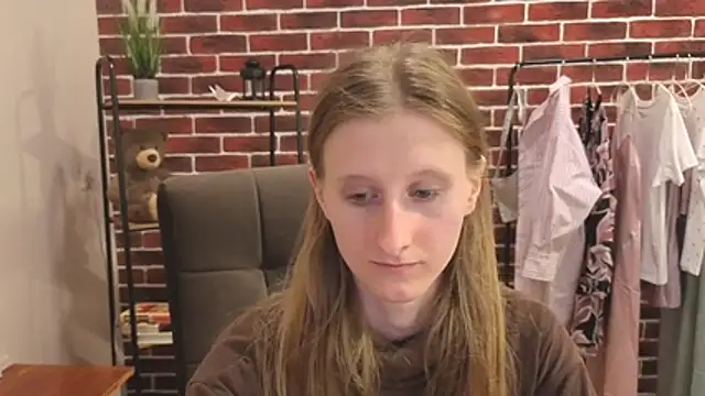 AliceeStone online show from 04/29/26, 11:36