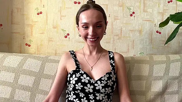 Snapshot of AdriannaBill chatting on 05/16/26, 04:17 AdriannaBill online show from 05/16/26, 04:17