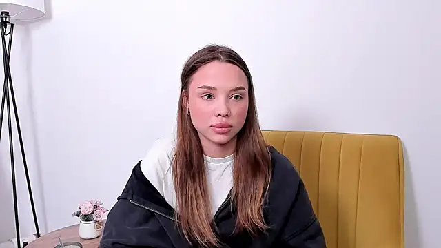 VoncileRistow online show from 04/15/26, 08:21