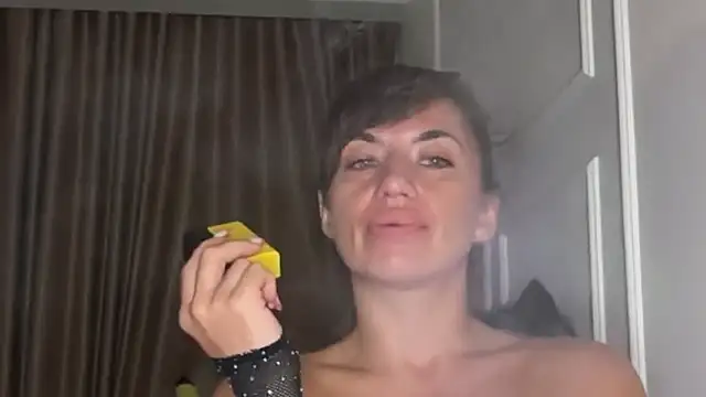 missRorian online show from 05/07/26, 03:06