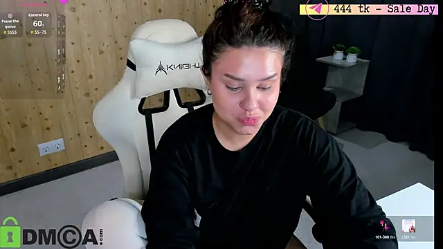nicolewoss online show from 06/20/26, 04:48