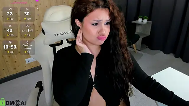 nicolewoss online show from 06/23/26, 11:30