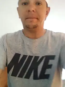 Snapshot of men_hot_1 chatting on 04/14/26, 03:18 men hot 1 online show from 04/14/26, 03:18