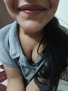 Snapshot of babe_shikha chatting on 06/17/26, 08:28 babe shikha online show from 06/17/26, 08:28