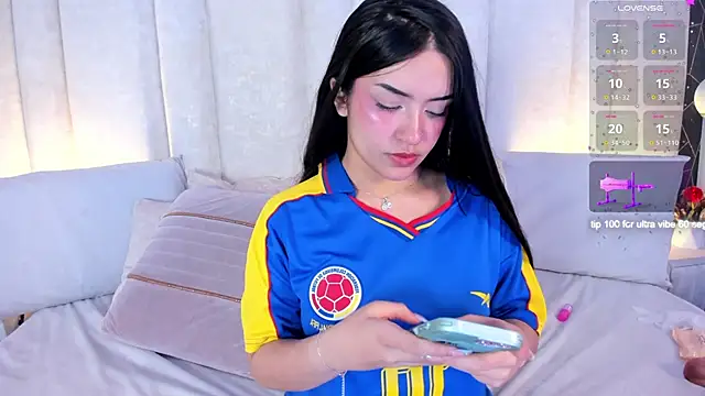 im miaadoll online show from 06/17/26, 02:51