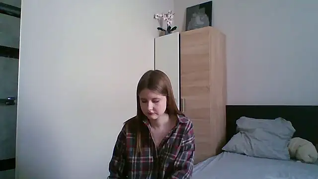 Snapshot of Wellabern chatting on 05/10/26, 09:36 Wellabern online show from 05/10/26, 09:36