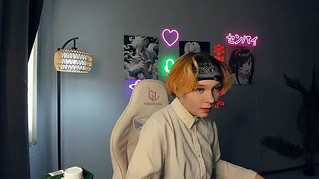 JoGarder online show from 04/15/26, 08:43