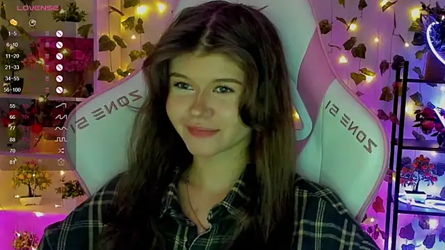 alice tails online show from 04/15/26, 10:54