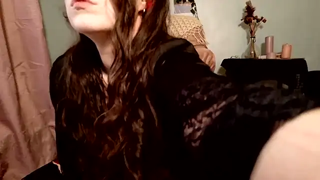 Snapshot of missclochette chatting on 06/16/26, 12:30 missclochette online show from 06/16/26, 12:30