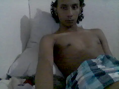 flaquitomoreno08 online show from 04/15/26, 12:50