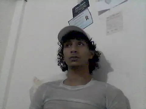 flaquitomoreno08 online show from 04/17/26, 09:51