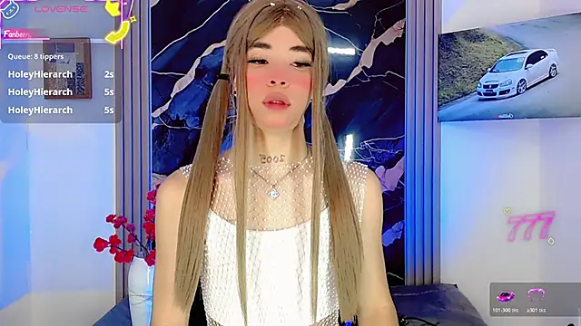 Snapshot of moon_sweet- chatting on 06/26/26, 04:06 moon sweet- online show from 06/26/26, 04:06