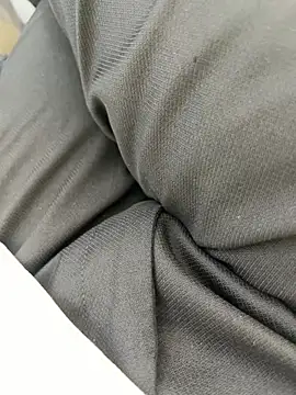 warm milk69 online show from 04/27/26, 08:45