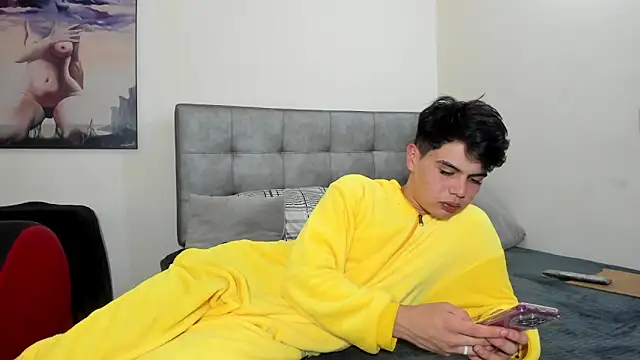 Felipe Kold online show from 04/21/26, 02:51