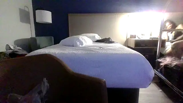 Dicksee Left online show from 04/30/26, 07:04