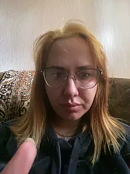 Melissa lissa  online show from 04/15/26, 10:44