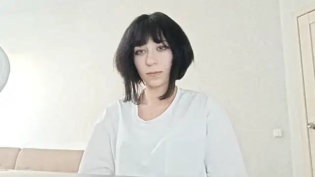 HalinaDoniel online show from 04/15/26, 02:24