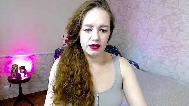 Snapshot of Fern_Lust chatting on 07/10/26, 09:34 Fern Lust online show from 07/10/26, 09:34