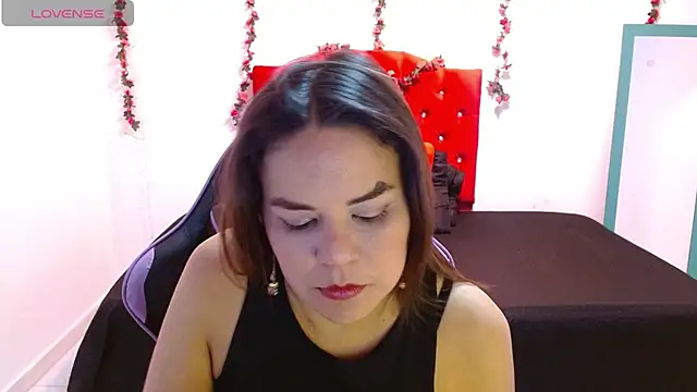 Snapshot of isabella16092020 chatting on 04/16/26, 03:02 isabella16092020 online show from 04/16/26, 03:02