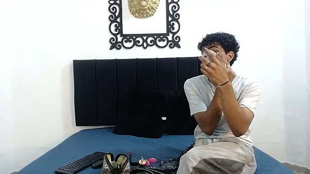 SinBoy  online show from 04/27/26, 11:19