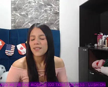 ISAMOONX online show from 06/18/26, 01:15