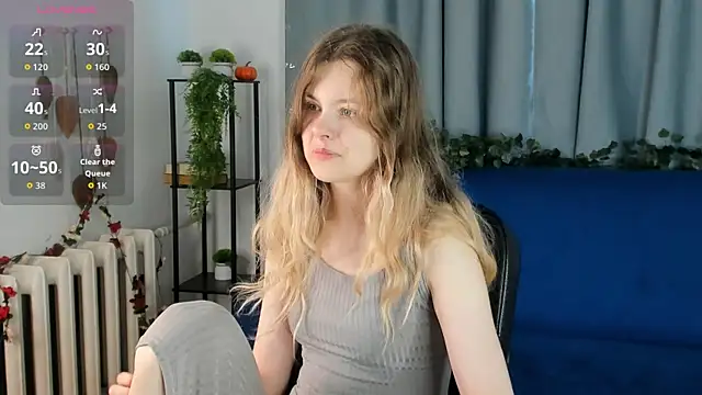 Glitch Doll online show from 05/01/26, 05:45