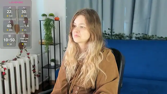 Glitch Doll online show from 05/02/26, 05:56