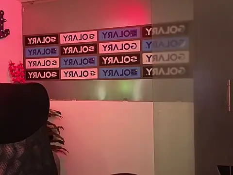 Zoe Swett online show from 04/22/26, 01:01