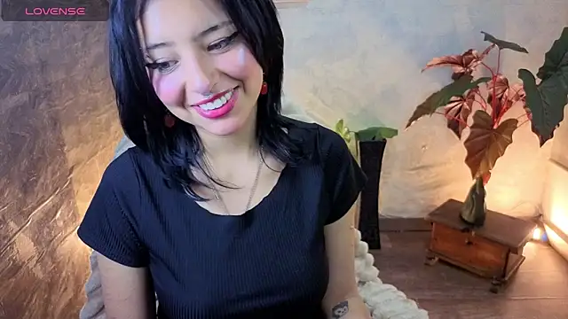 lsa dolly nyx online show from 05/02/26, 05:40