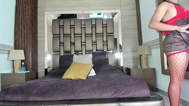 ziba hadid online show from 04/24/26, 01:24